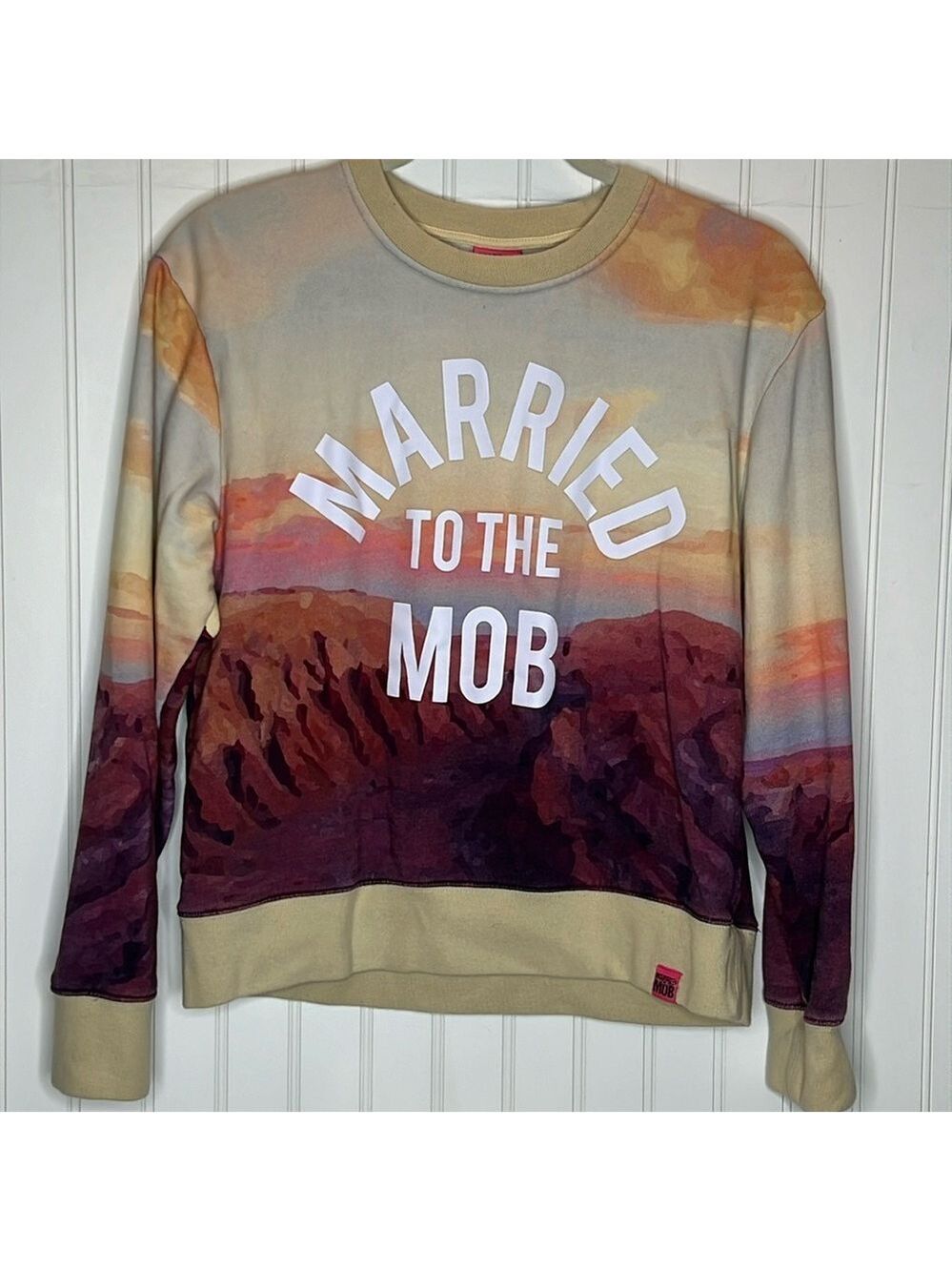 Married to the Mob Logo Sweat Shirt Size Small - Picture 1 of 10